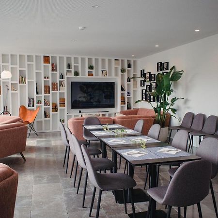 A House In Estoril - Adults Only 호텔 외부 사진 The library at the University of Roehampton